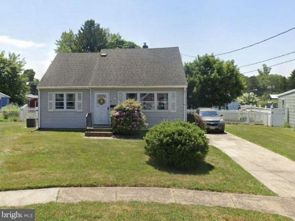 7 DARBY COURT, EWING TWP, NJ 08628