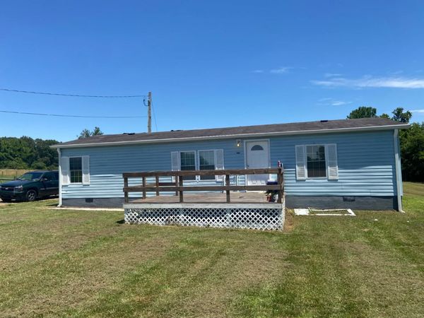 1017 Poplar Ridge Rd , Chapmansboro, TN 37035