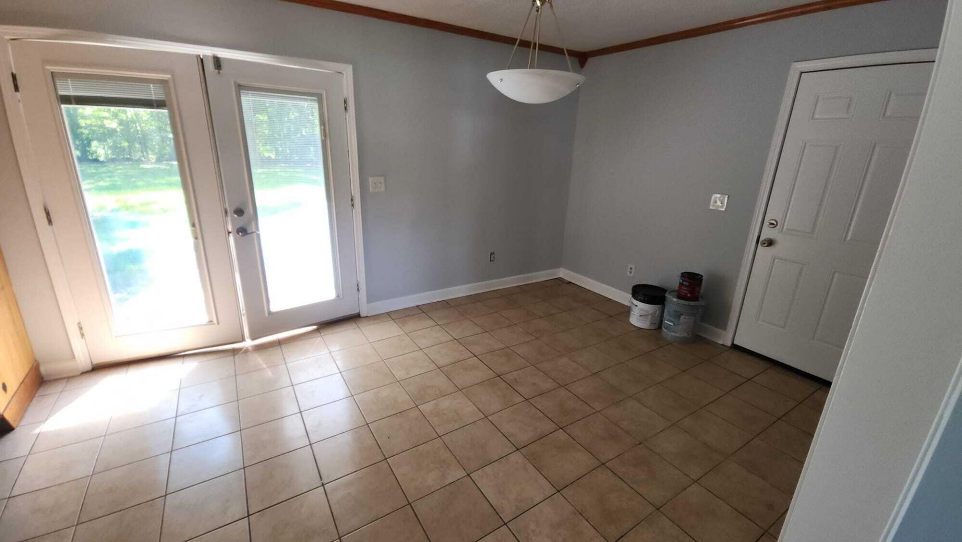 1011 Harrison Road Photo 5
