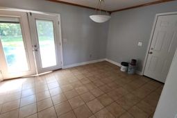 1011 Harrison Road photo 4