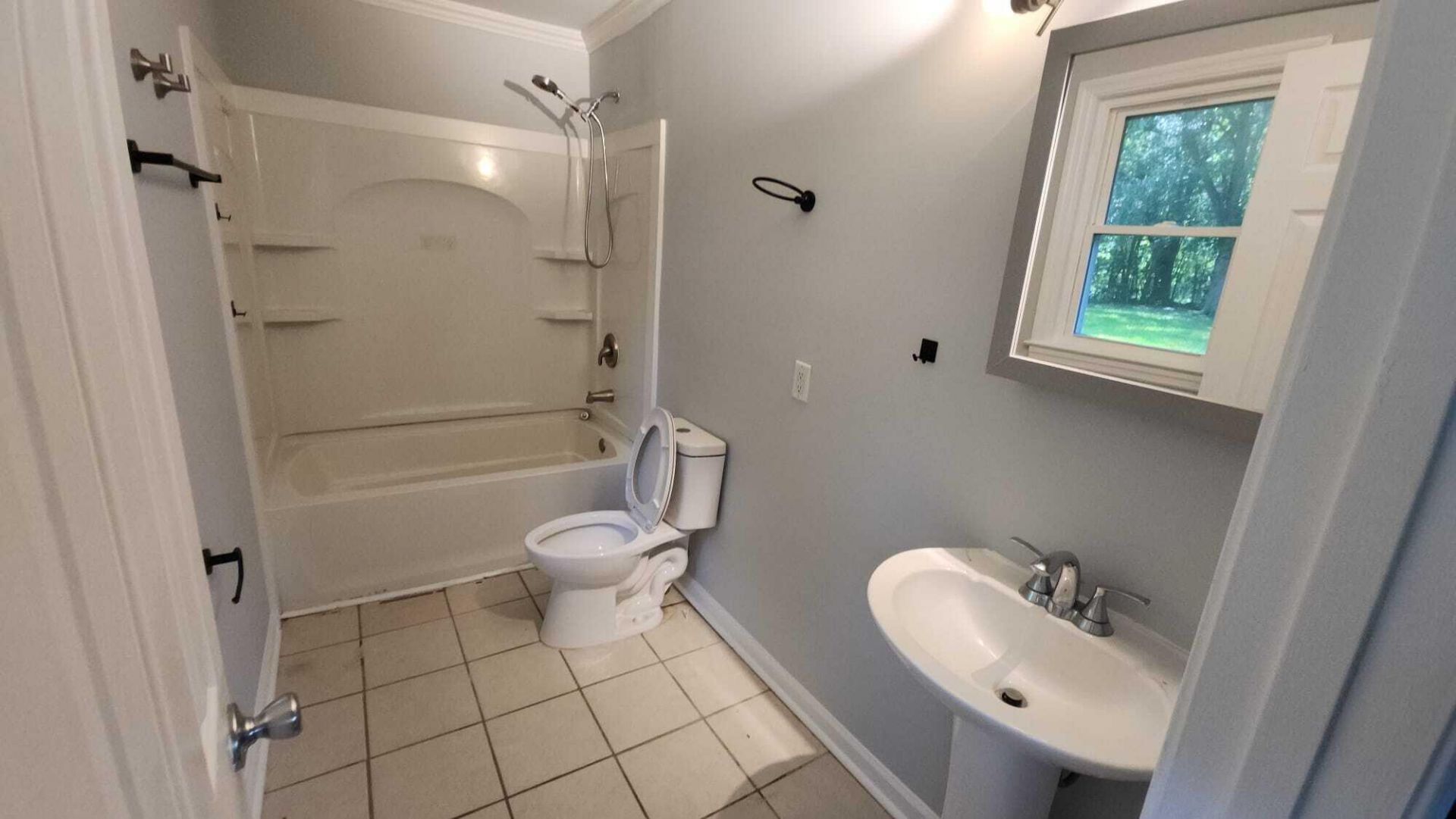 1011 Harrison Road Photo 7