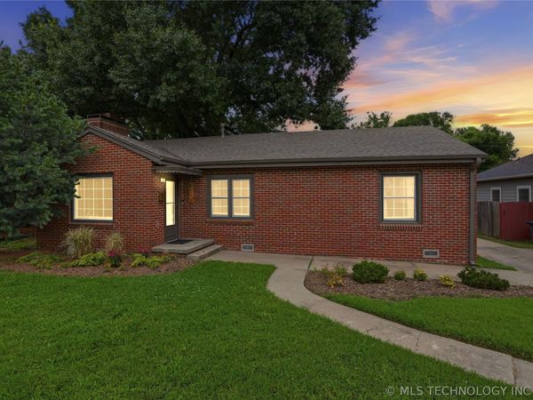 4513 E 8th Street , Tulsa, OK 74112
