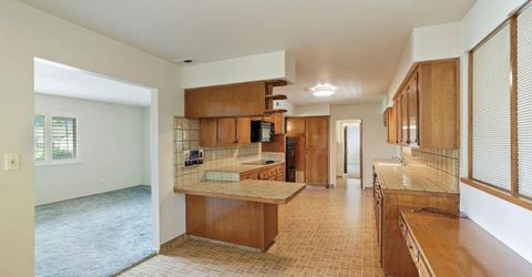 1207 Lakewood Dr, Lodi, CA 95240 Photo