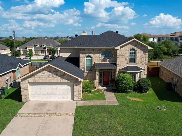 404 McMurtry Drive, Arlington, TX 76002