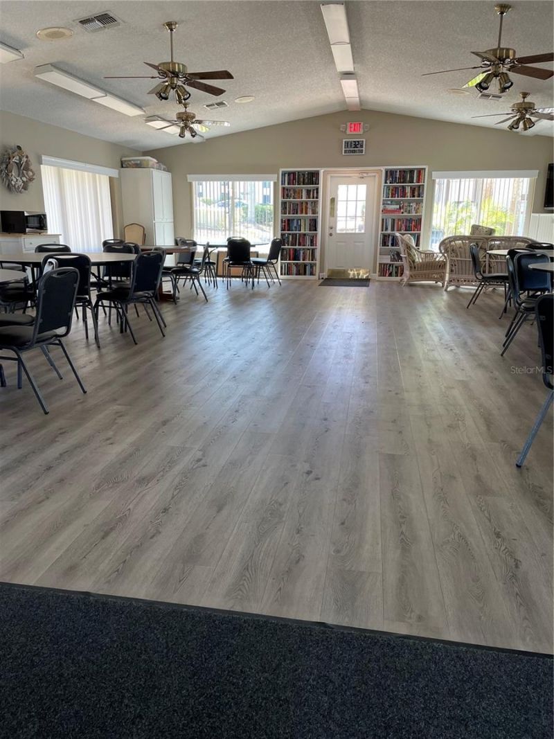 2655 Pine Ridge Way N, Unit D3, Palm Harbor, FL 34684 Photo