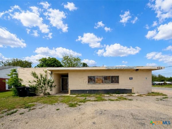 402 W Zenith Avenue , Temple, TX 76501