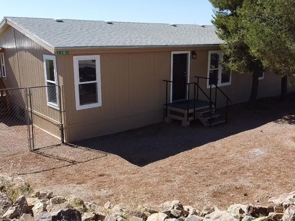 1301 N SADDLEBACK Circle, Tombstone, AZ 85638
