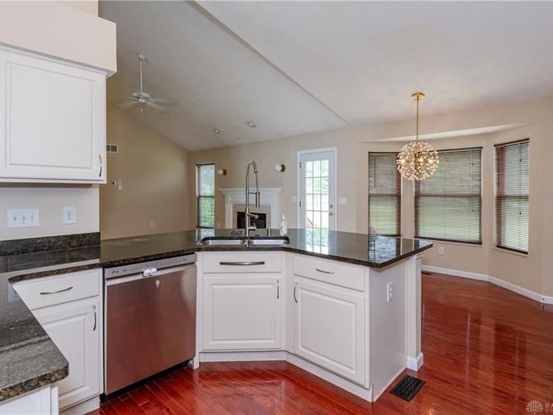 584 Lake Front Drive, Lebanon, OH 45036 Photo 24