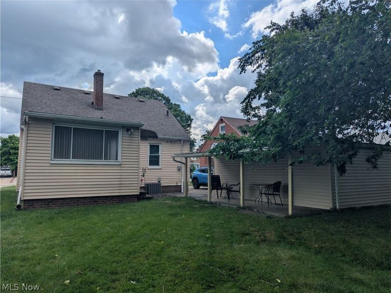 1722 Temple Avenue, Mayfield Heights, OH 44124 Photo 4