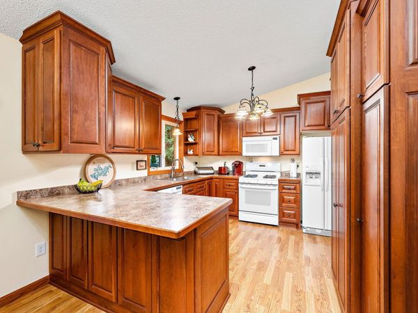 4151 Valley View Street, Saint Bonifacius, MN 55375