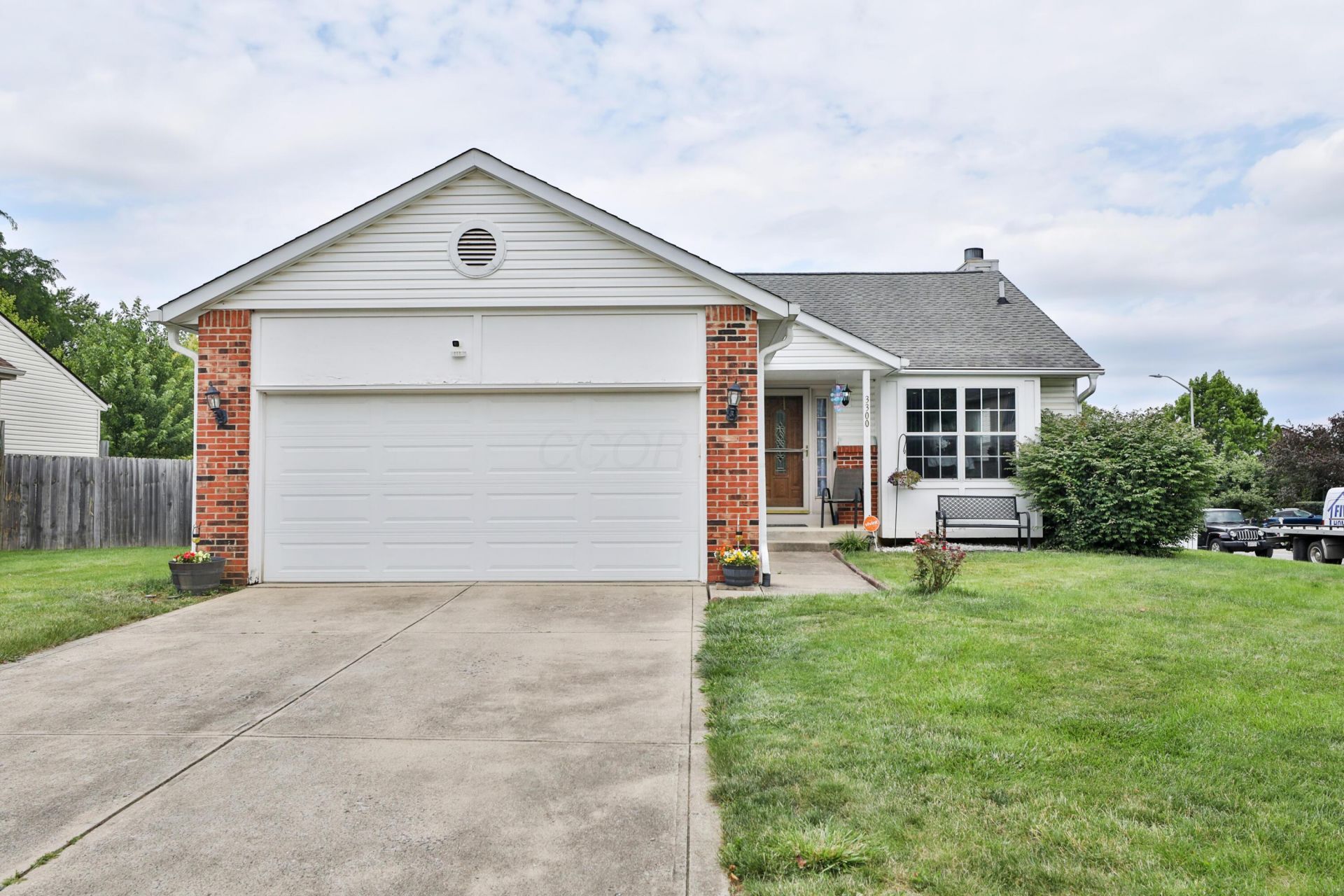 3300 Bluhm Court , Columbus, OH 43223 Main Photo