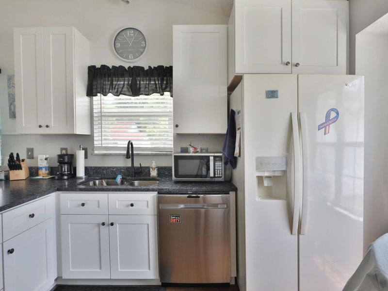 3300 Bluhm Court, Columbus, OH 43223 Photo 6