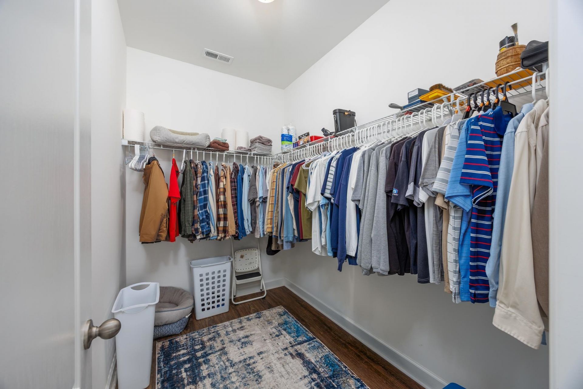 840 Derbyshire Ct. Photo 20