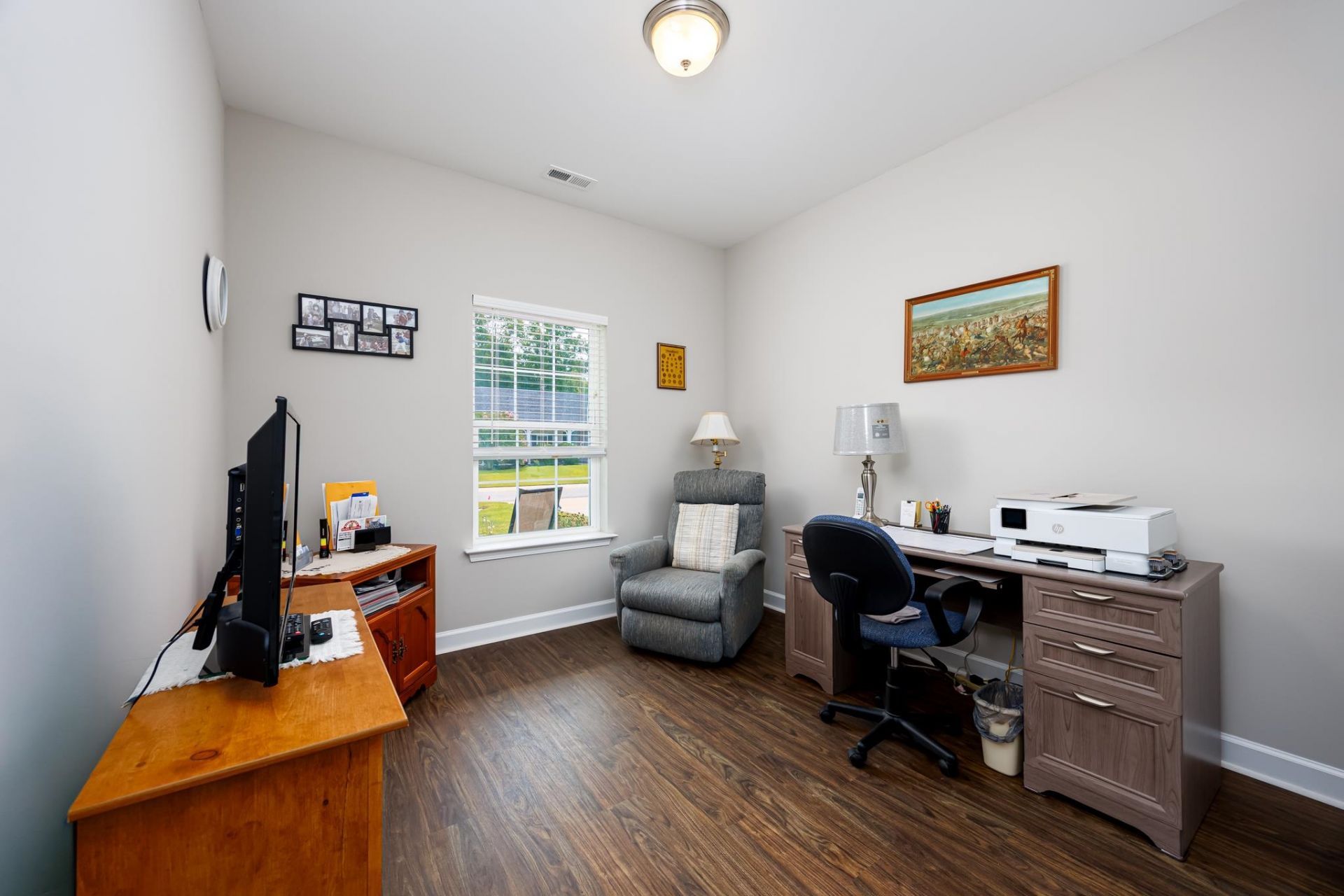 840 Derbyshire Ct. Photo 28