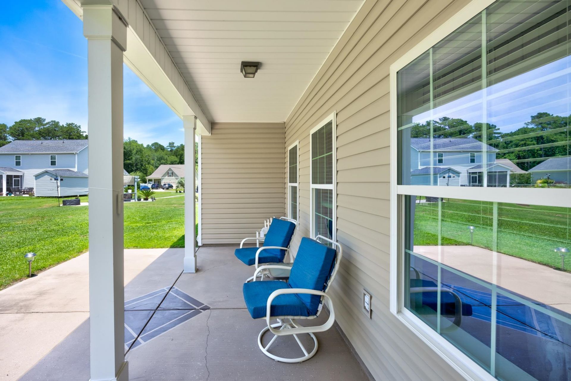 840 Derbyshire Ct. Photo 32
