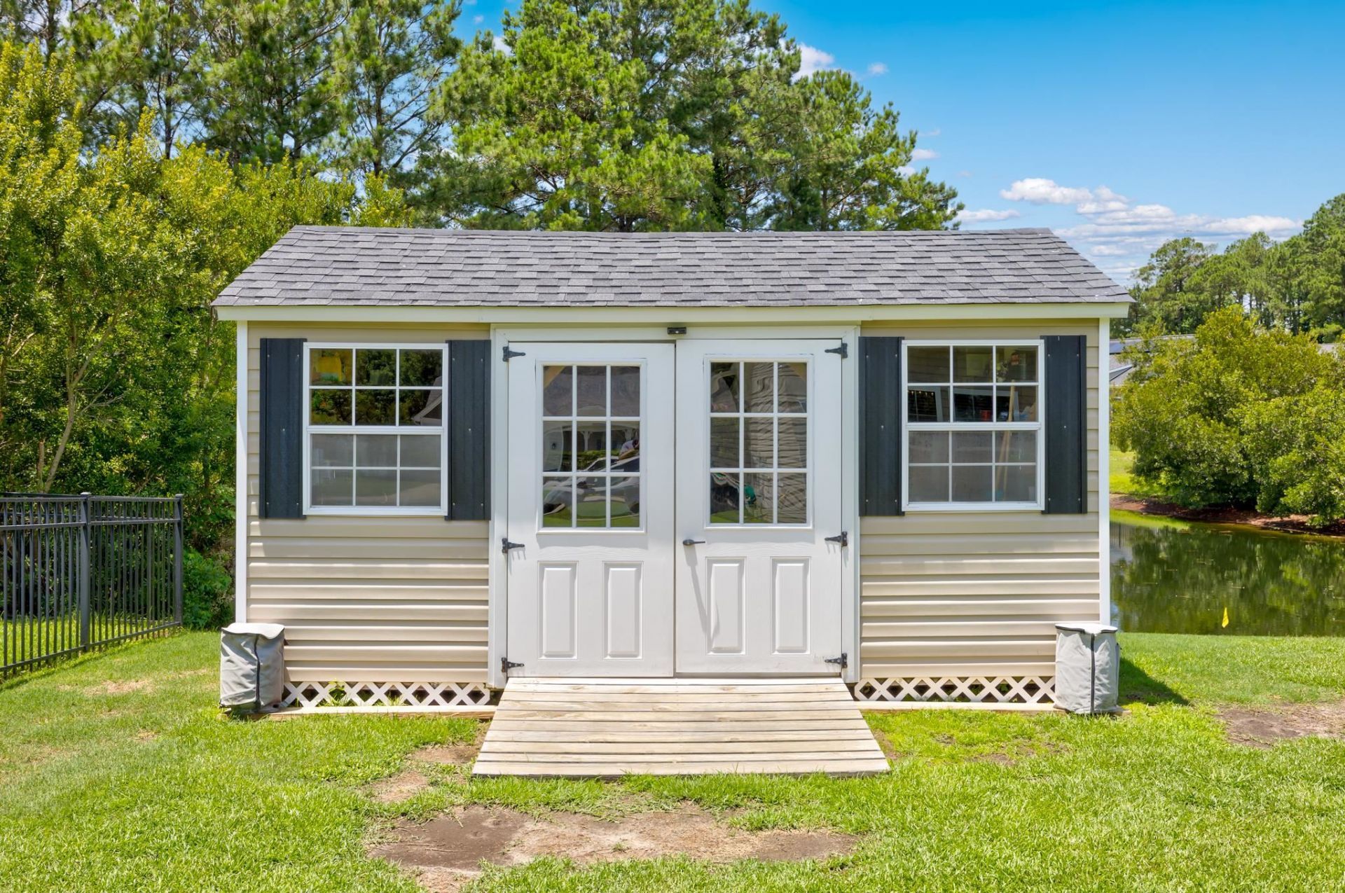 840 Derbyshire Ct. Photo 37