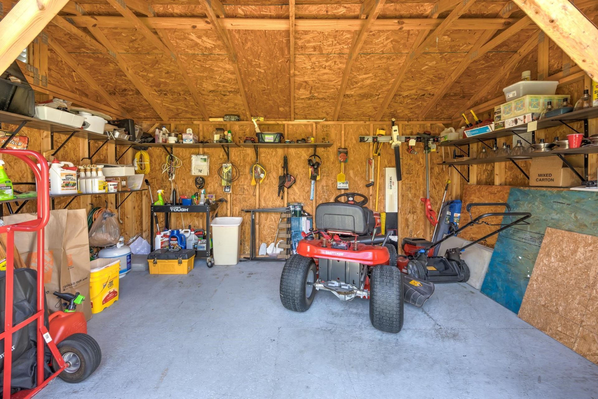 840 Derbyshire Ct. Photo 38