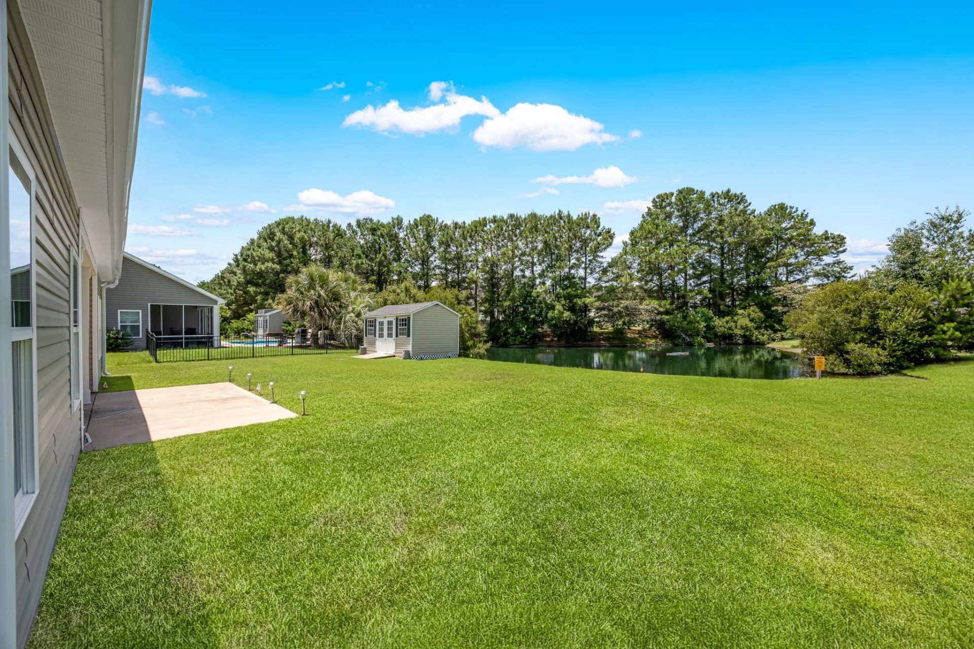 840 Derbyshire Ct. Photo 40