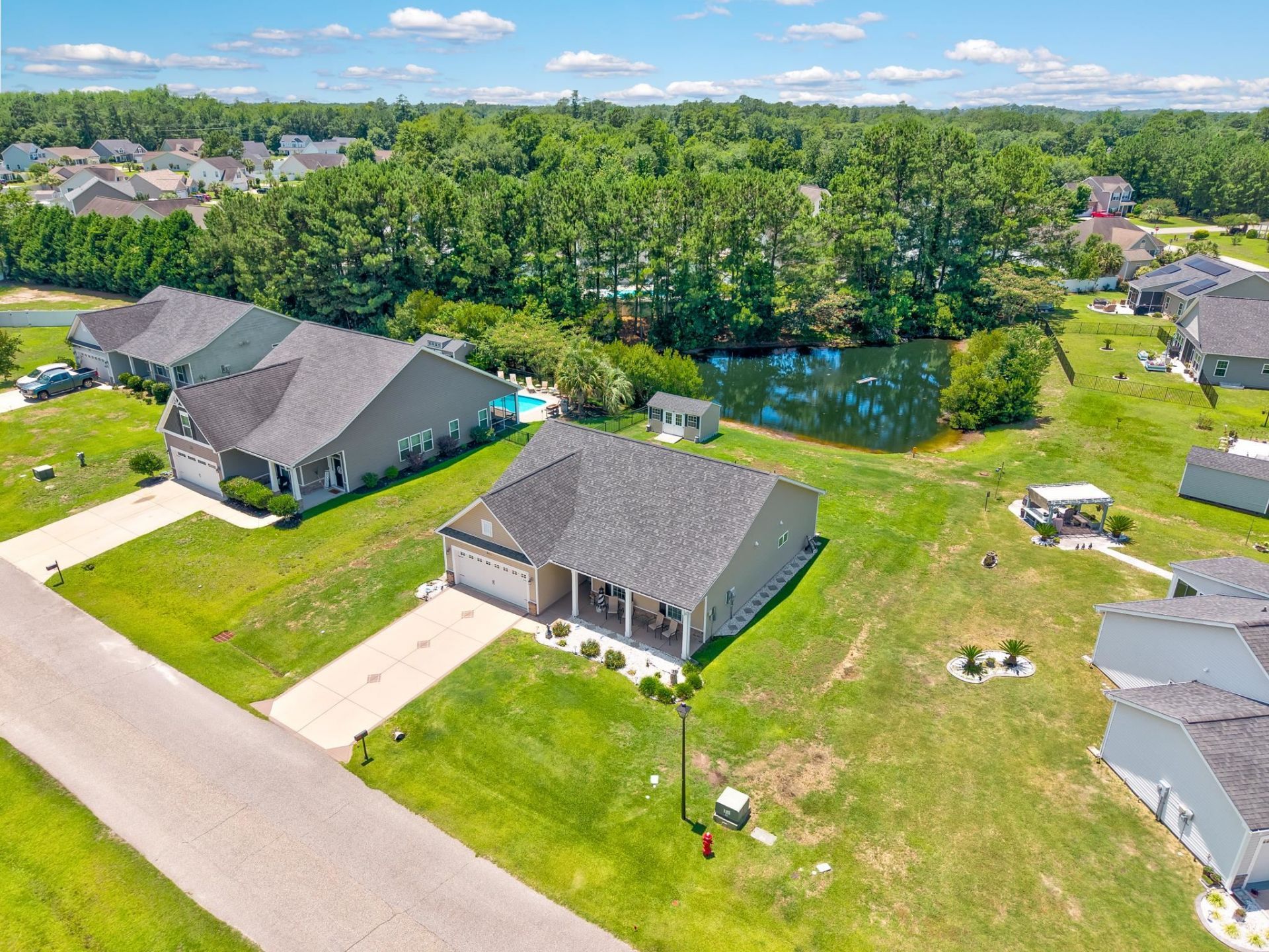 840 Derbyshire Ct. Photo 41