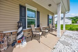 840 Derbyshire Ct. photo 4