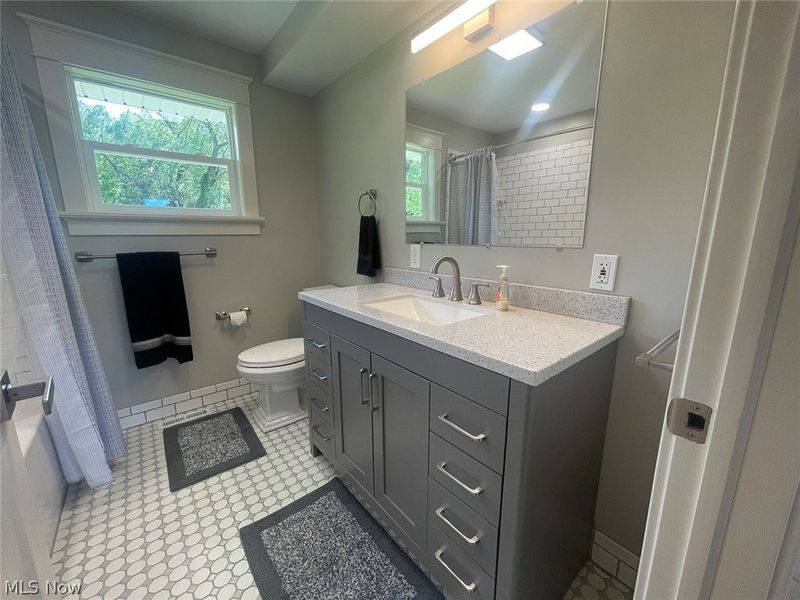 15763 GAR Highway, Montville, OH 44064 Photo 10