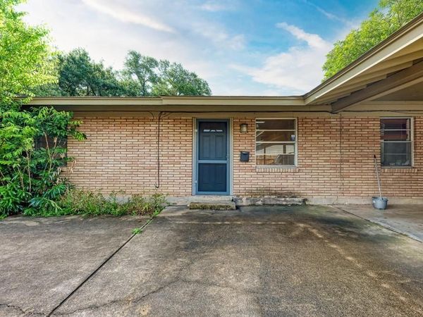 1805 Mohle DR, Unit A, Austin, TX 78703