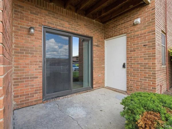 43441 Cape Drive Cape Drive, Sterling Heights, MI 48313
