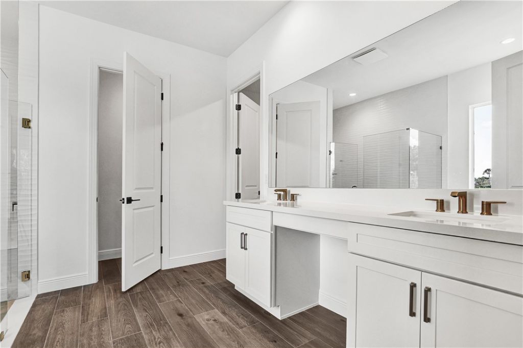 6783 68th Square, Vero Beach, FL 32967 Photo