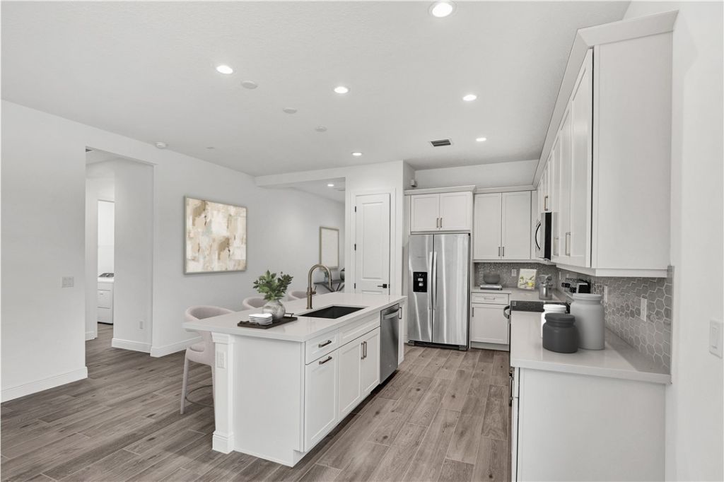 6783 68th Square, Vero Beach, FL 32967 Photo