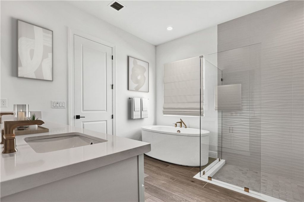 6783 68th Square, Vero Beach, FL 32967 Photo