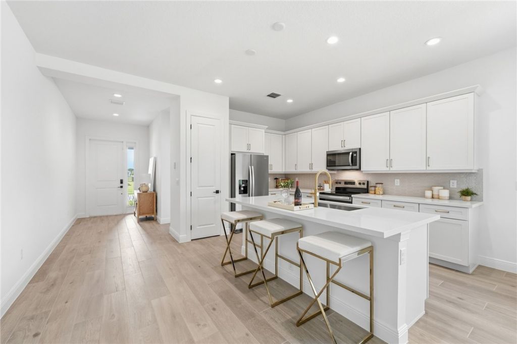 6783 68th Square, Vero Beach, FL 32967 Photo