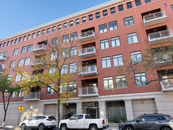 1155 W Armitage Avenue , Unit 301, Chicago, IL 60614
