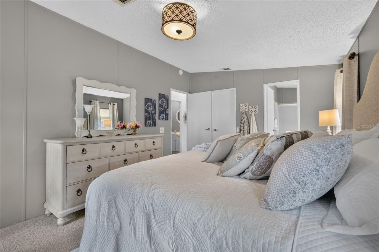 572 Tammi Drive , Leesburg, FL 34788 Photo