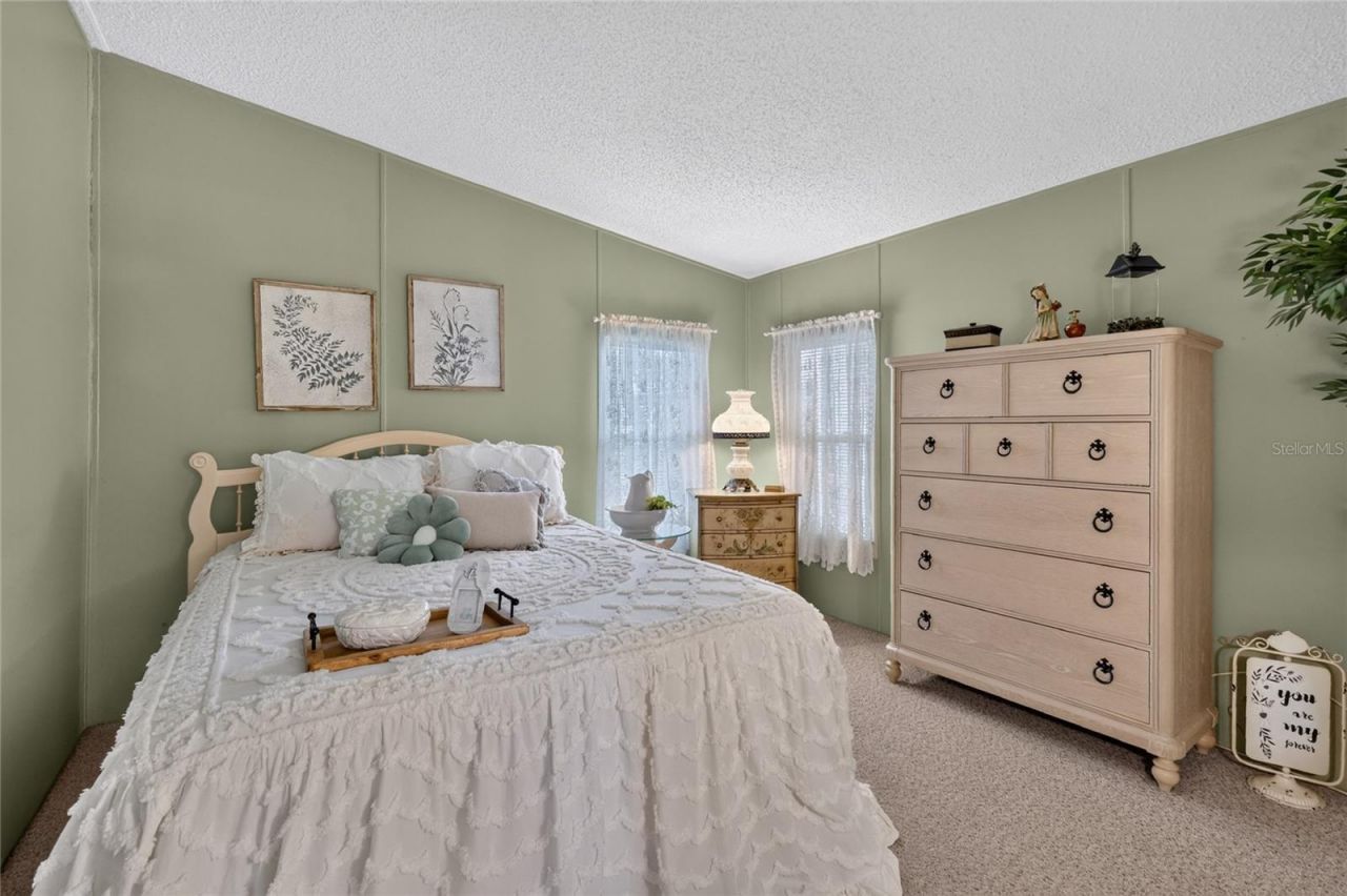 572 Tammi Drive , Leesburg, FL 34788 Photo
