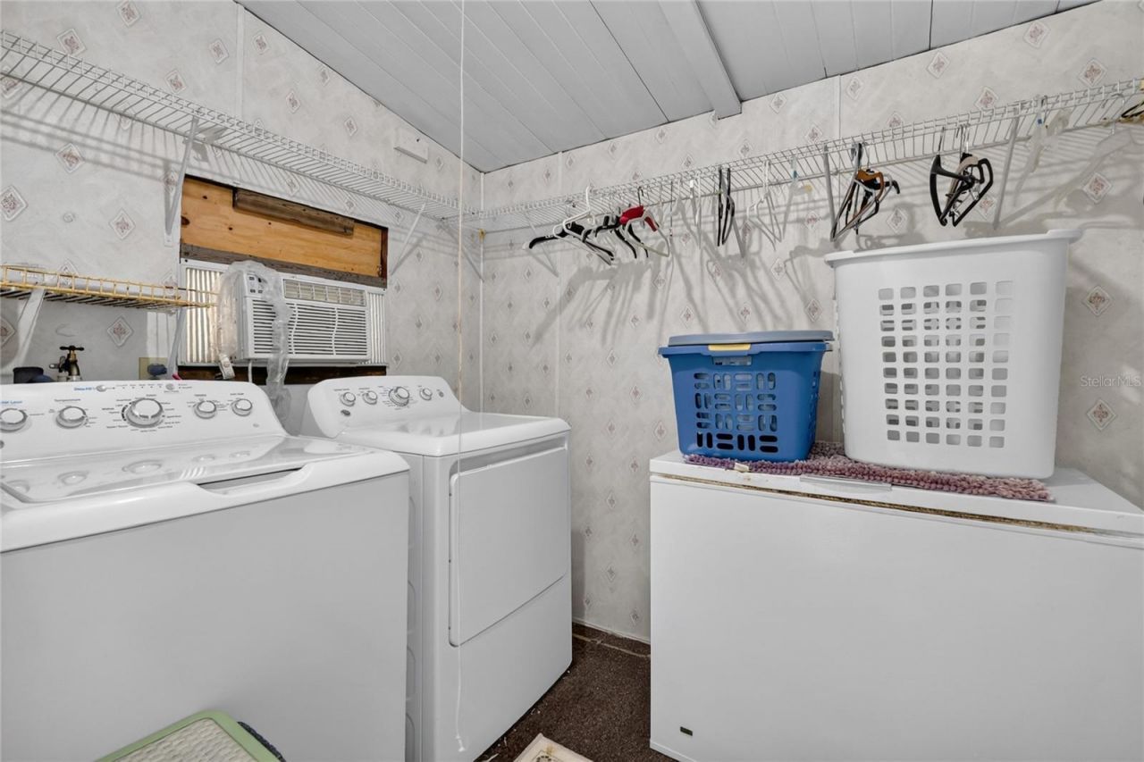 572 Tammi Drive , Leesburg, FL 34788 Photo