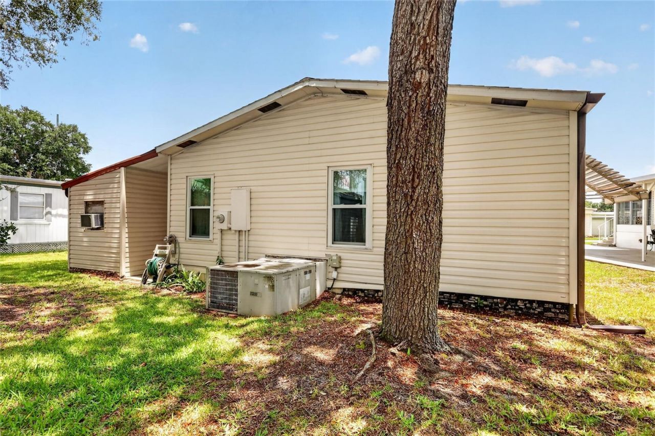 572 Tammi Drive , Leesburg, FL 34788 Photo