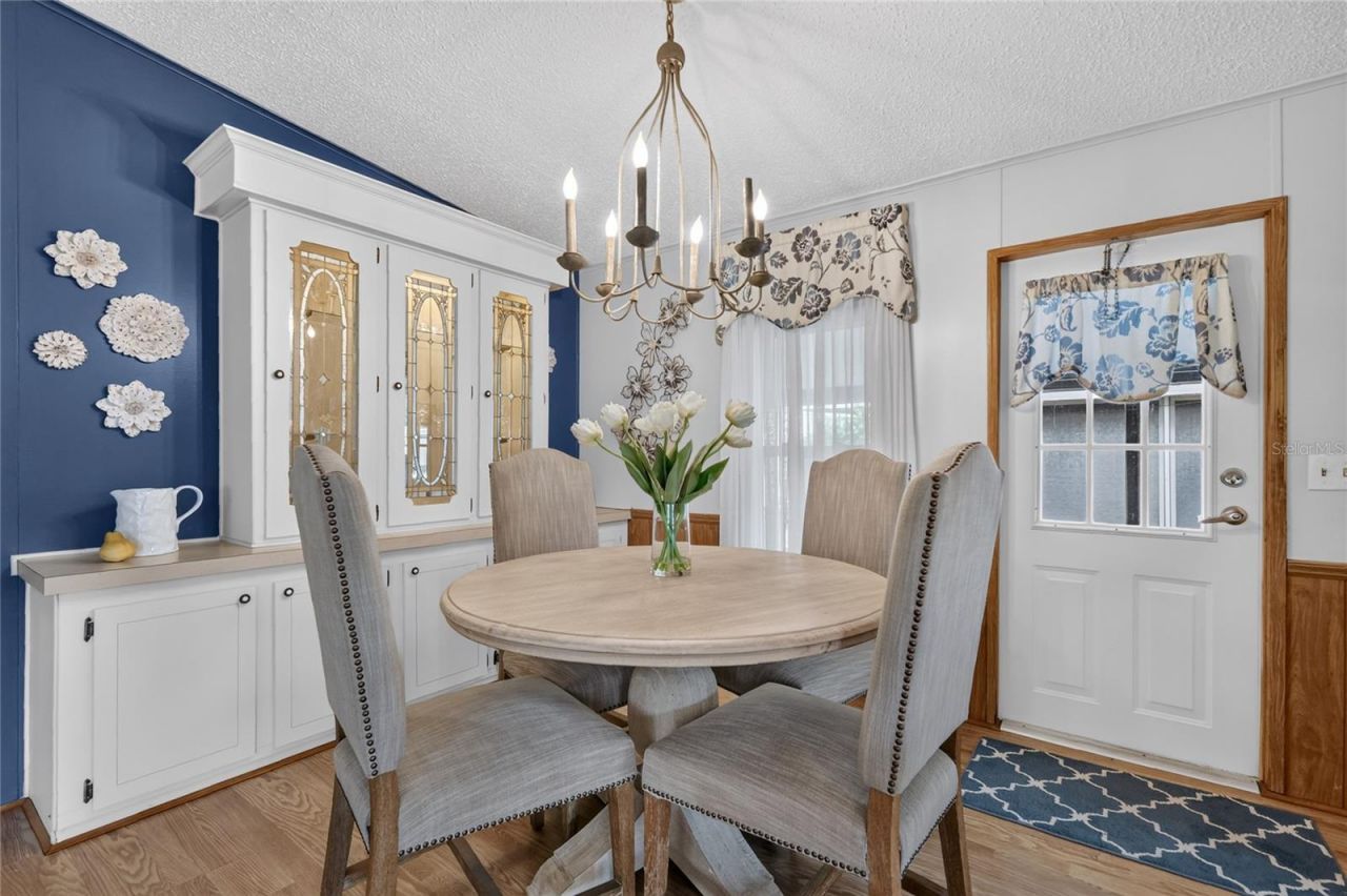 572 Tammi Drive , Leesburg, FL 34788 Photo