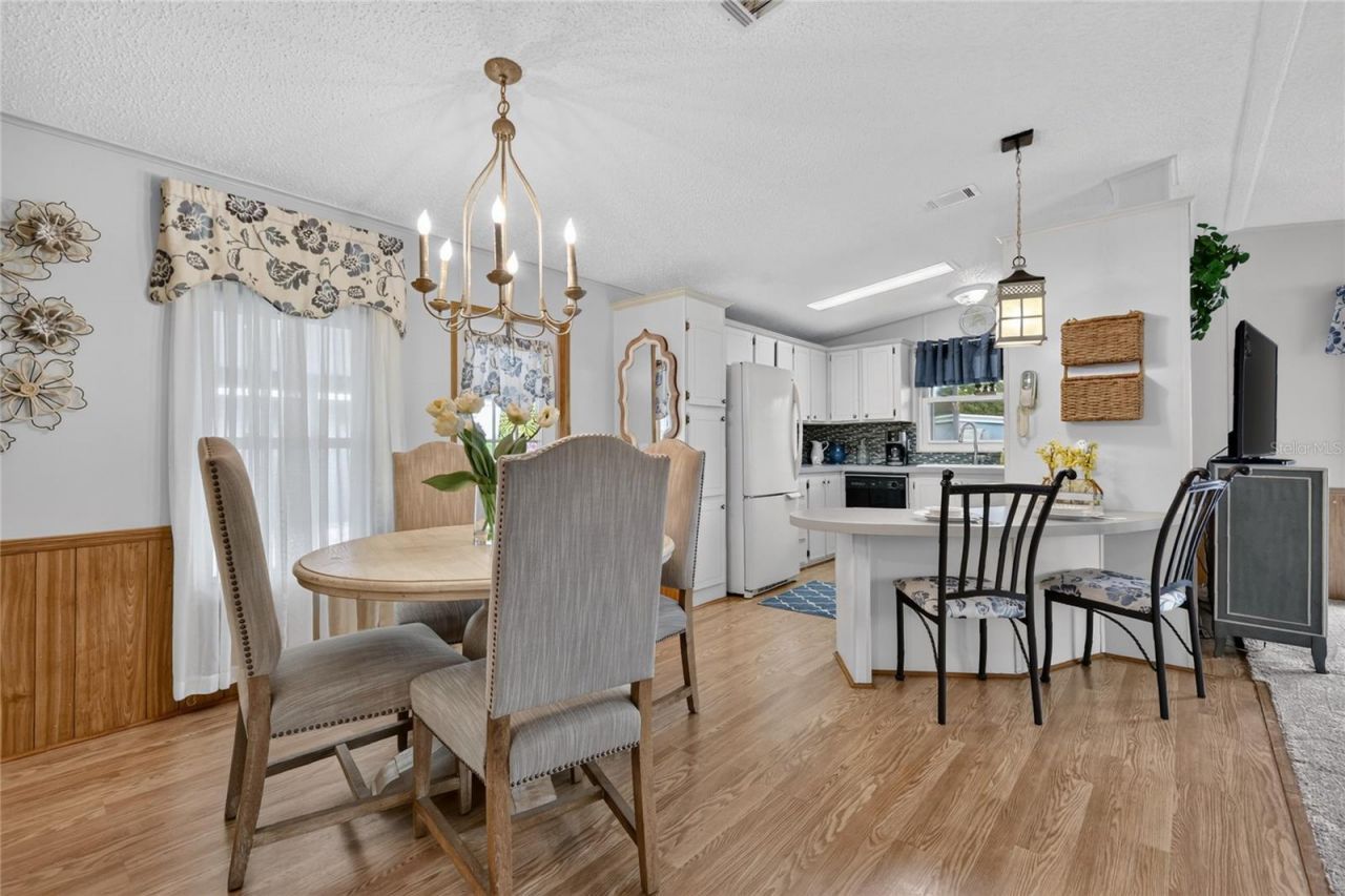 572 Tammi Drive , Leesburg, FL 34788 Photo