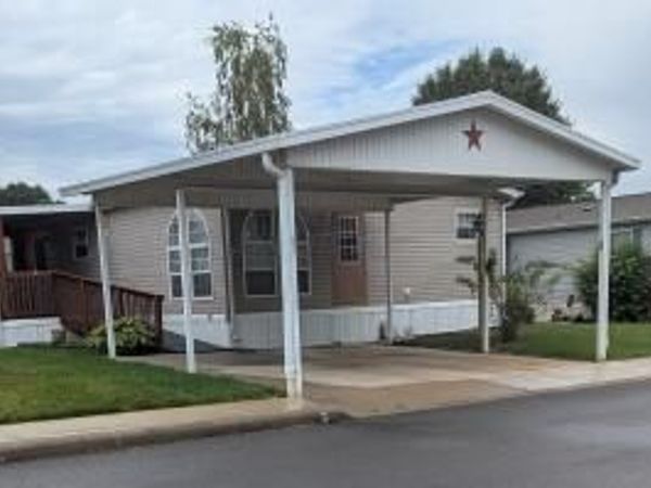 22 Birch Row Drive Drive , Delaware, OH 43015