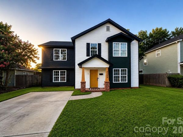 5229 Tarrywood Lane, Charlotte, NC 28205