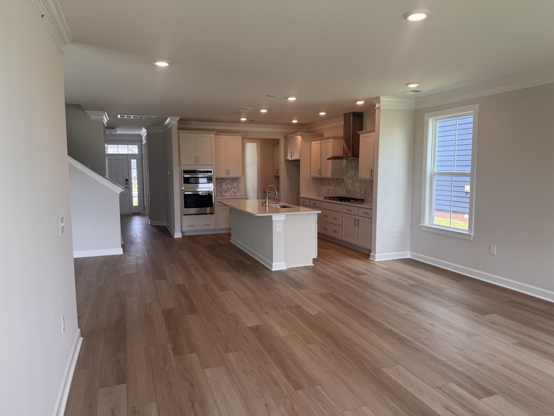 405 Starlit Way Photo 7