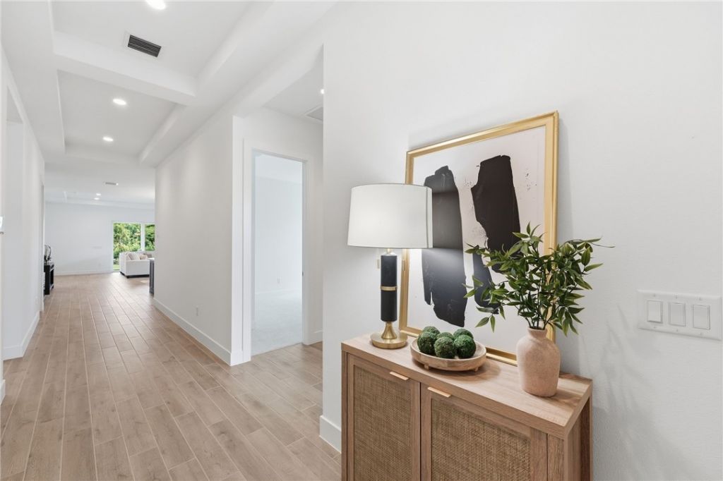 6883 68th Square, Vero Beach, FL 32967 Photo