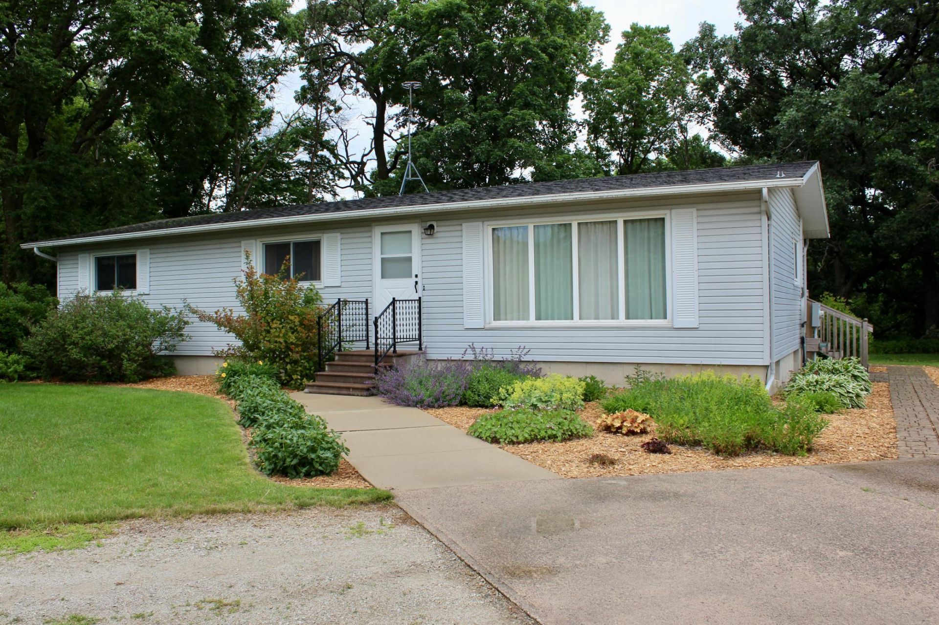 5376 N County Road 45, Medford, MN 55049
