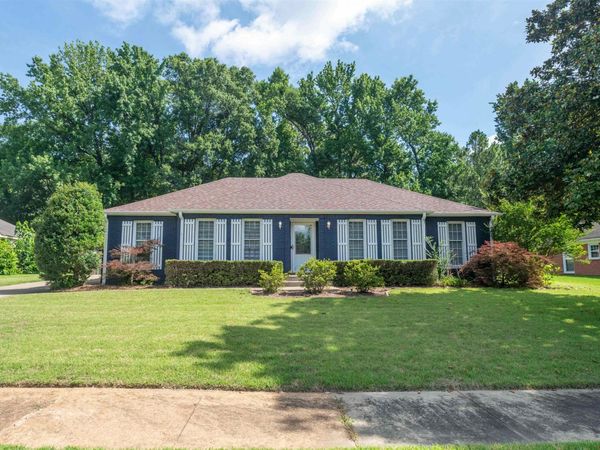 6102 SUGAR TREE DR, Bartlett, TN 38134