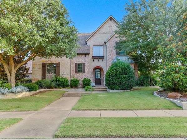 605 Royal Glen Drive, Murphy, TX 75094