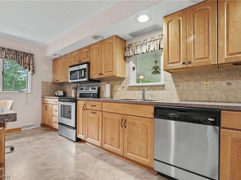 1380 Romane Drive, Northfield, OH 44067 Photo 11