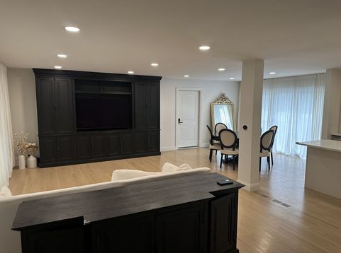 Main Photo