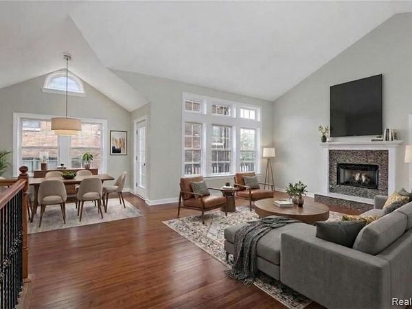 411 E Ferry Street, Detroit, MI 48202