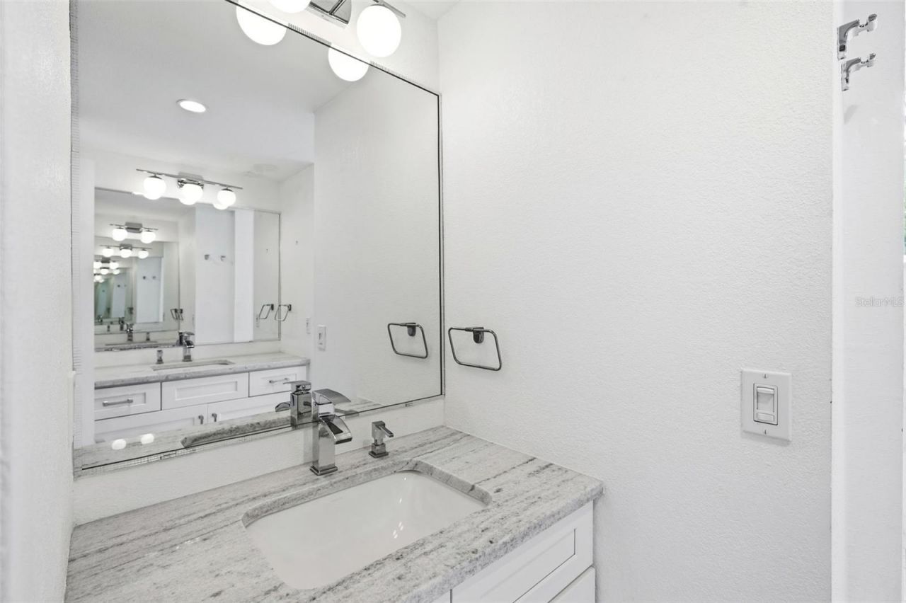 141 Giralda Boulevard Ne, Saint Petersburg, FL 33704 Photo