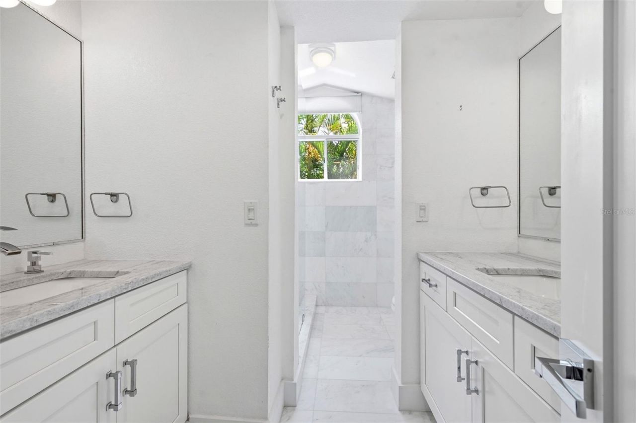 141 Giralda Boulevard Ne, Saint Petersburg, FL 33704 Photo